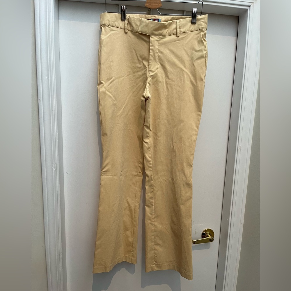 New! Urban Outfitters Women’s High Rise Pants. Size 12. Soft Yellow.